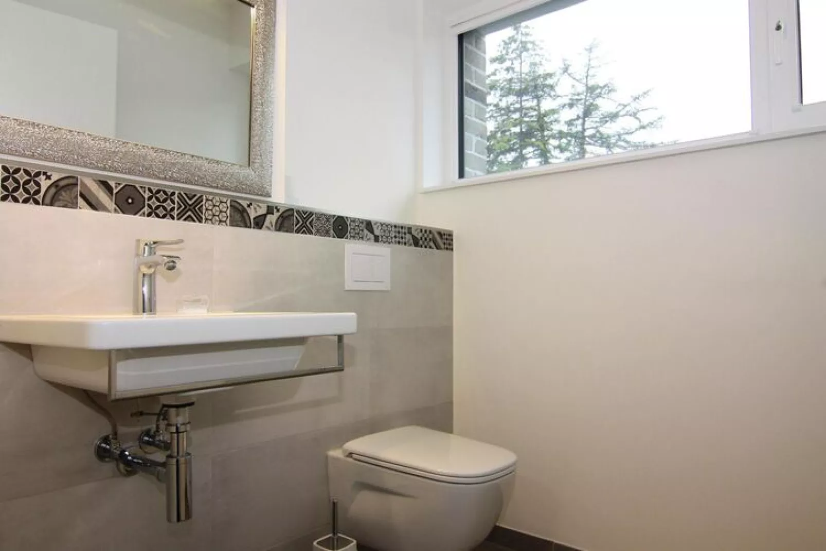 Wohnung 1 im 1 OG-Badkamer