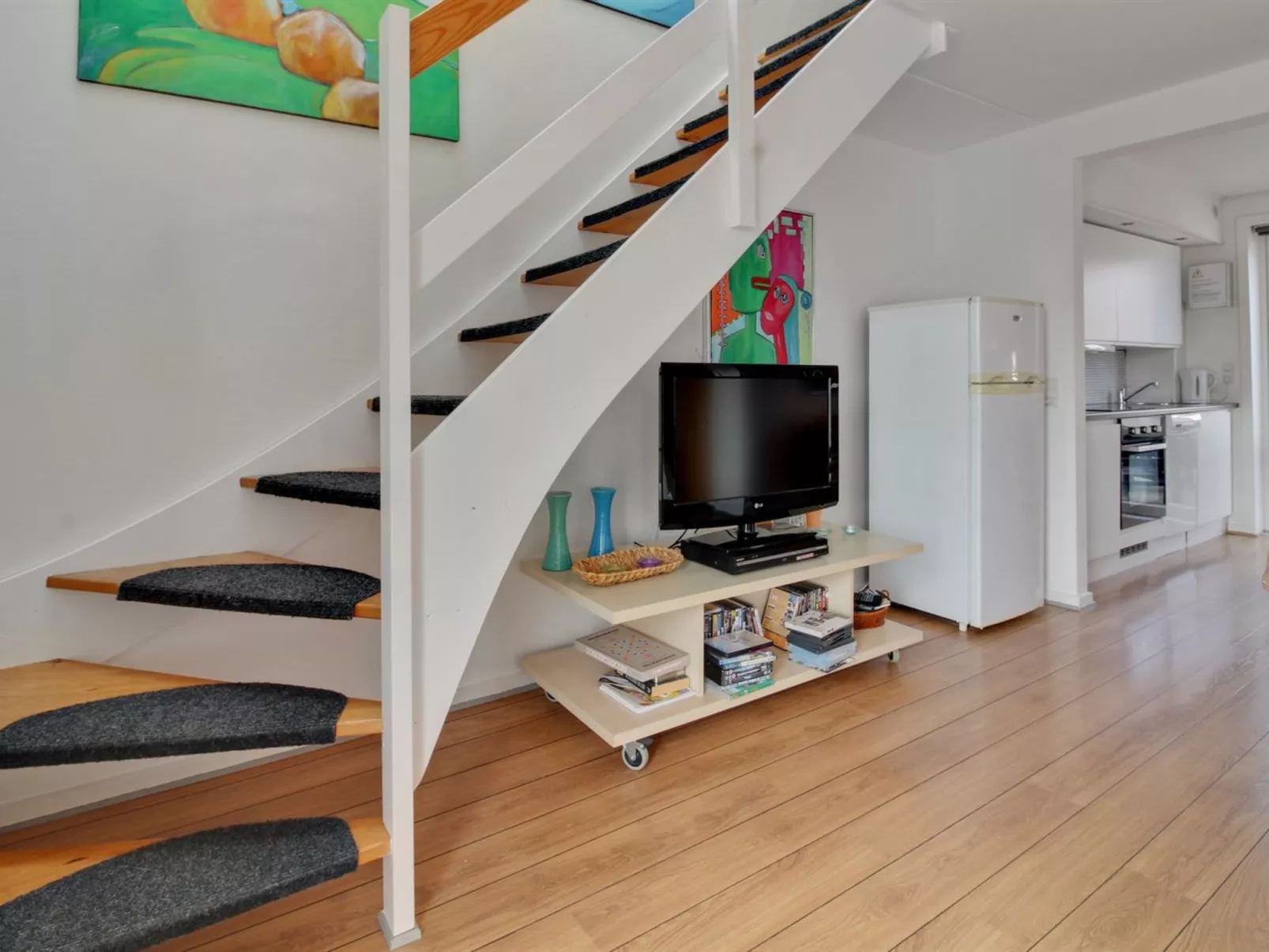 "Asved" - 2.3km from the sea-Binnen