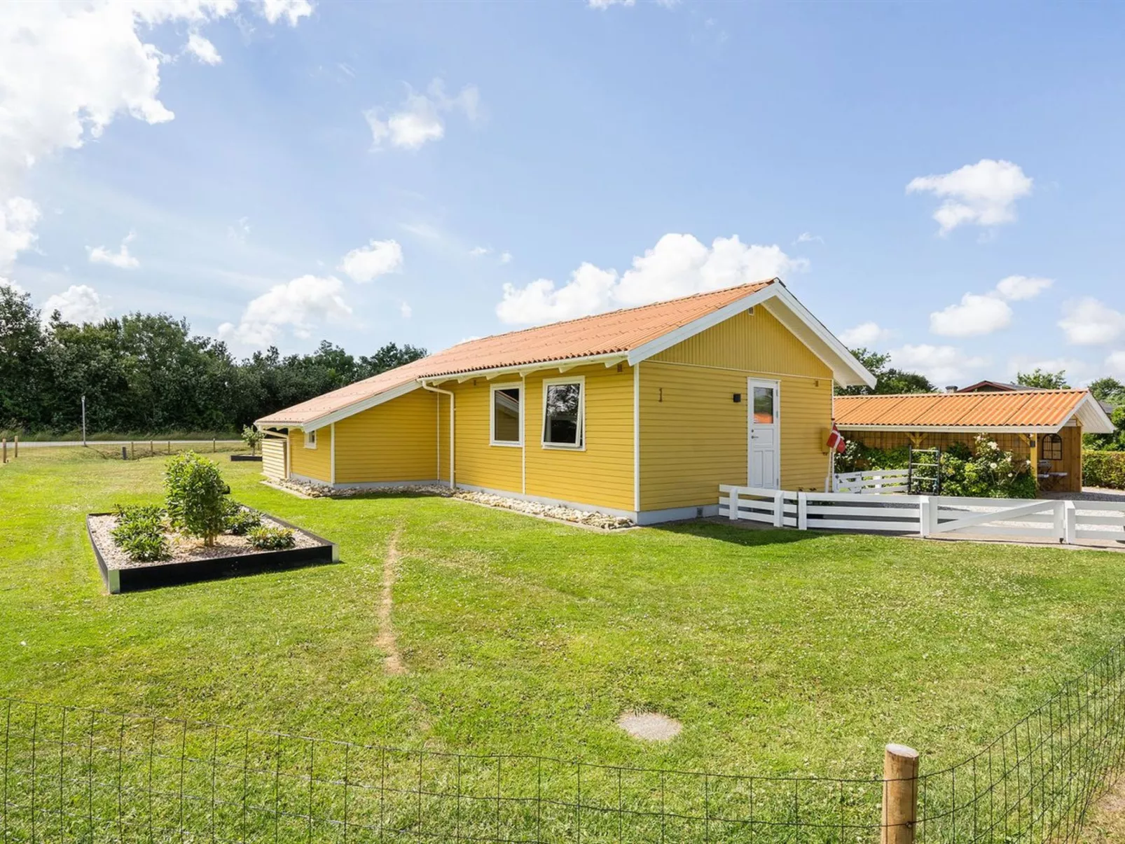 "Fritzie" - 600m to the inlet-Buiten