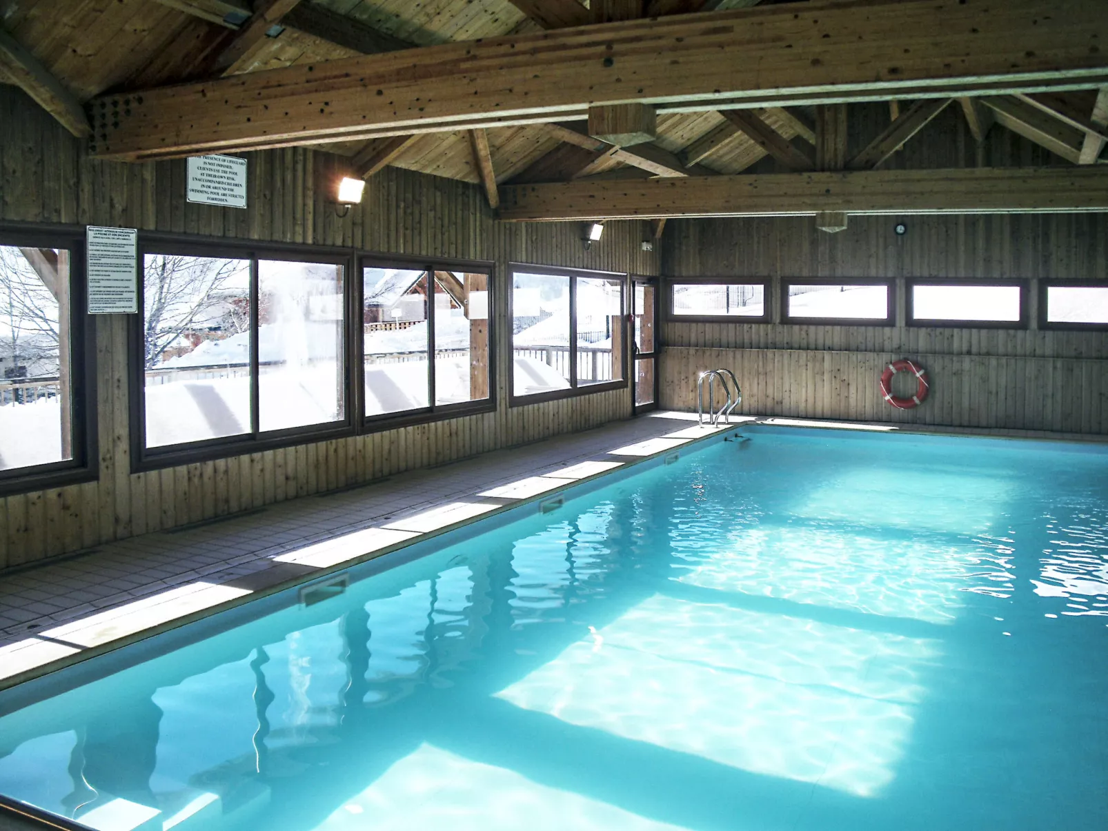 Chalets Des Cimes-Binnen