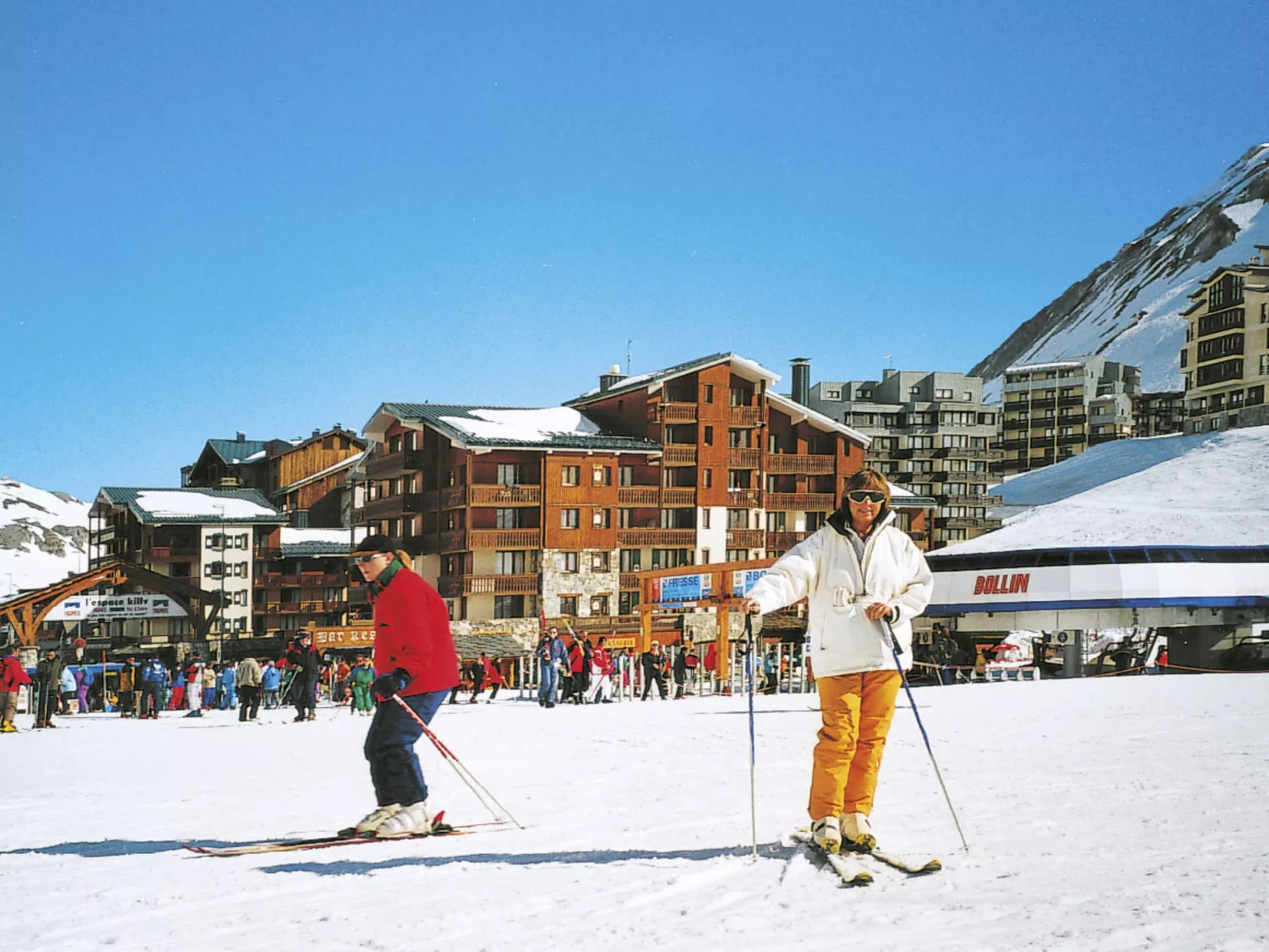 Le Rond Point des Pistes-Buiten