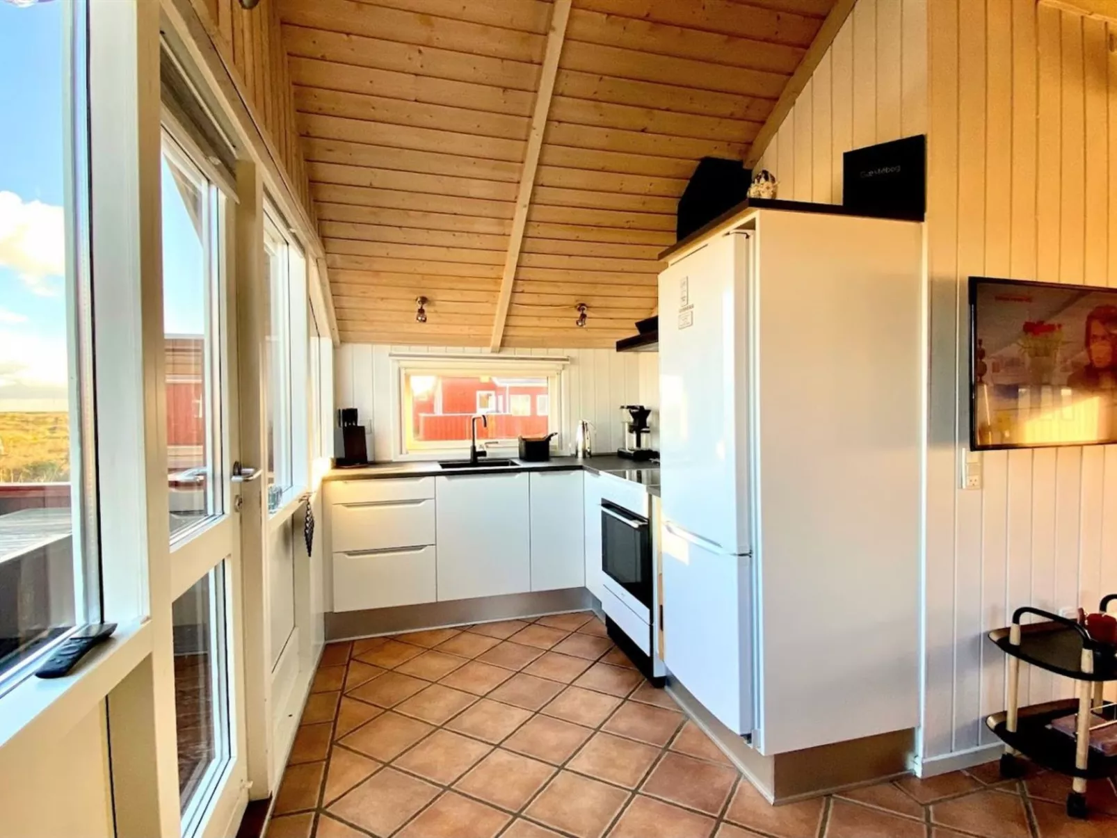 "Neia" - 640m from the sea-Binnen
