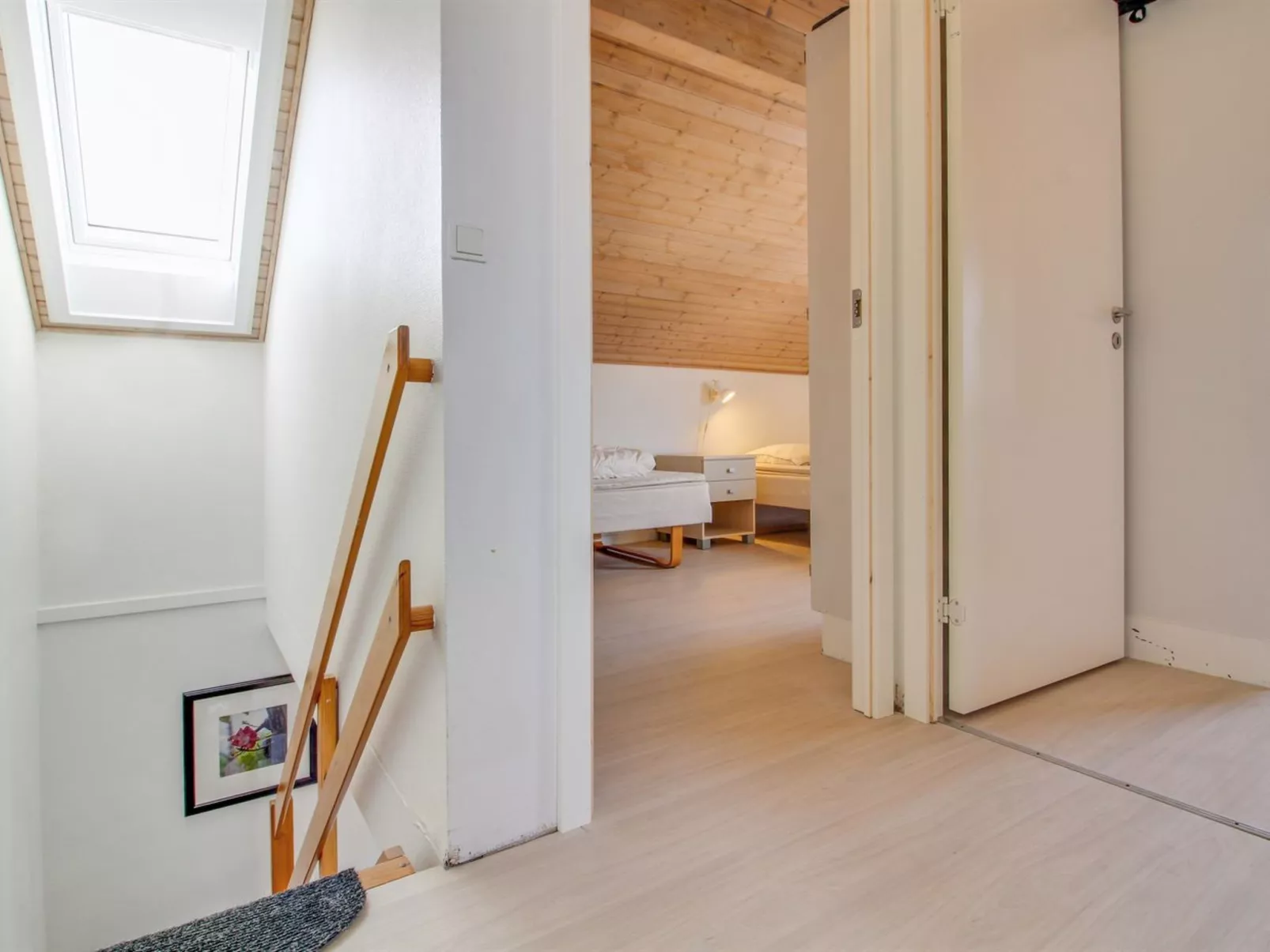 "Aswith" - 2.3km from the sea-Binnen