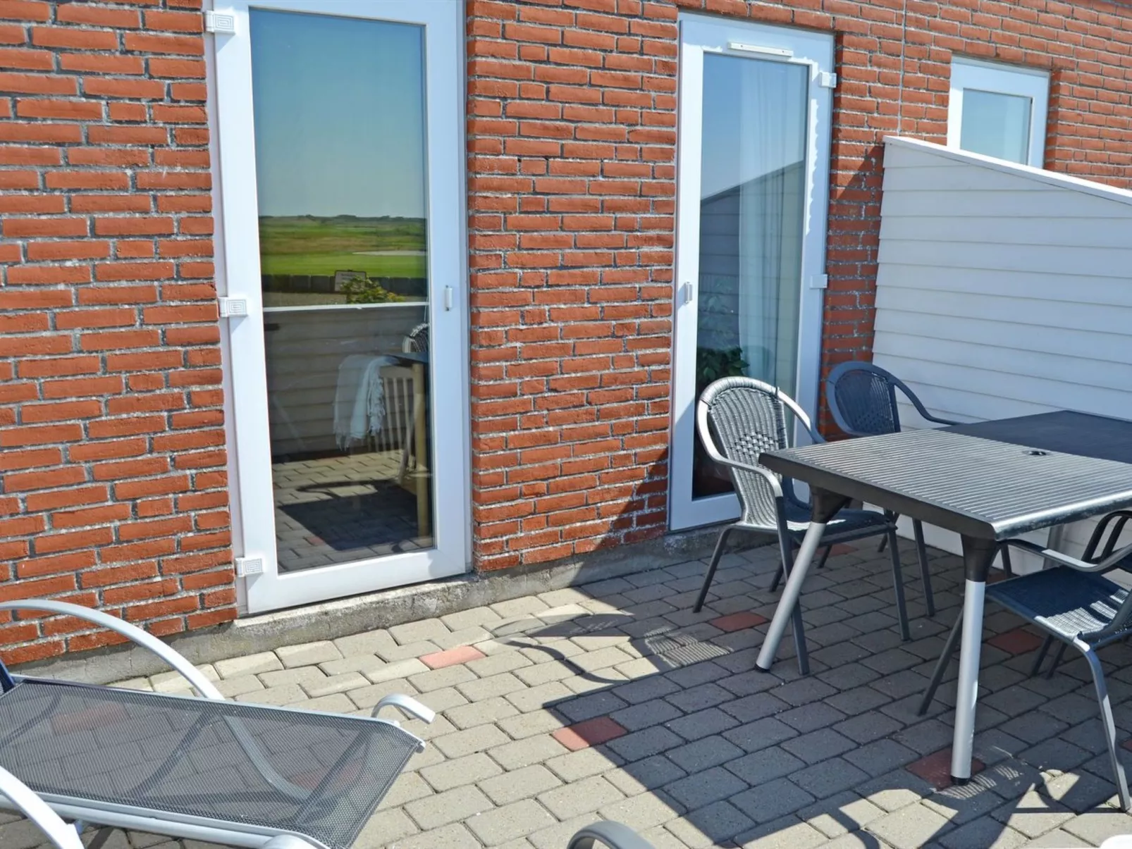 "Drita" - 2.3km from the sea-Buiten
