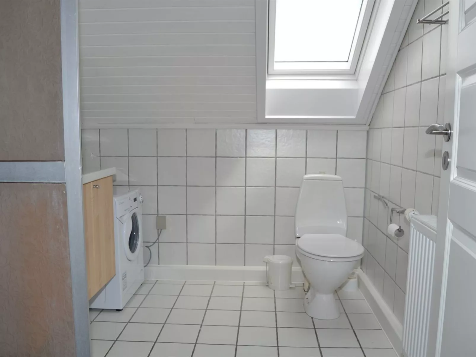 "Edly" - 2.3km from the sea-Binnen