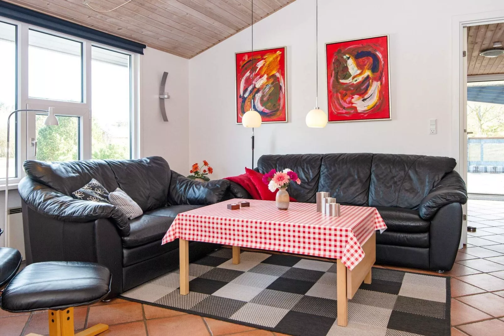Modern vakantiehuis dicht bij Ringkøbing met sauna-Binnen