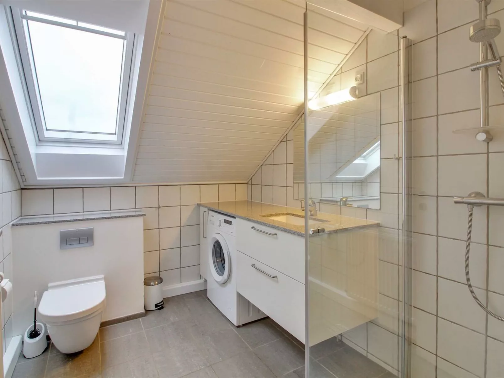 "Daya" - 2.3km from the sea-Binnen