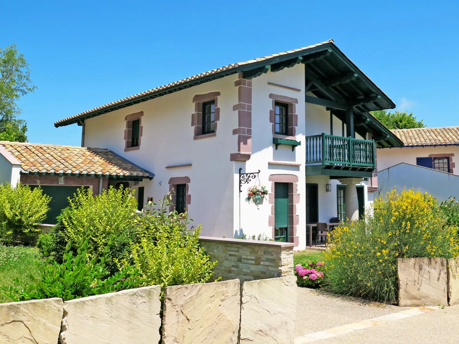 Le Domaine de Lana-Buiten