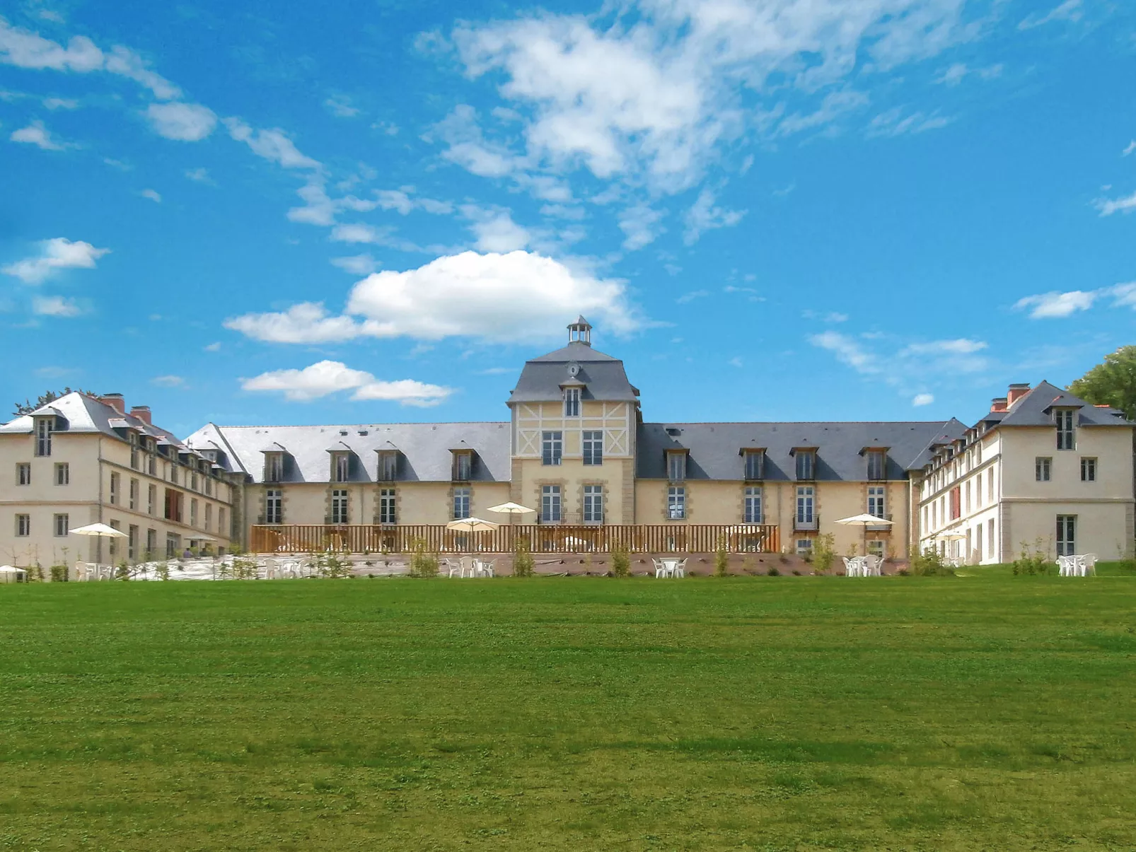 Le Château de Kergonano (BDE102)-Buiten