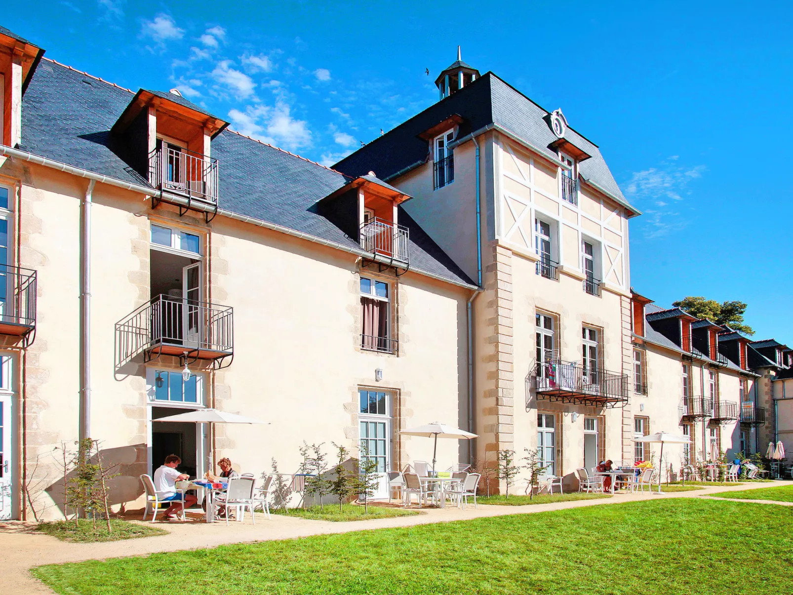 Le Château de Kergonano (BDE100)-Buiten