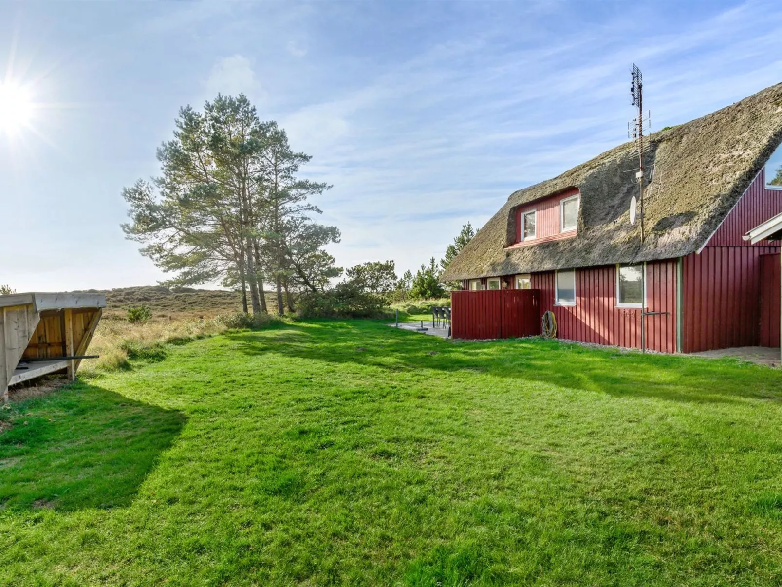 "Ragmar" - 2.2km from the sea in Western Jutland-Buiten