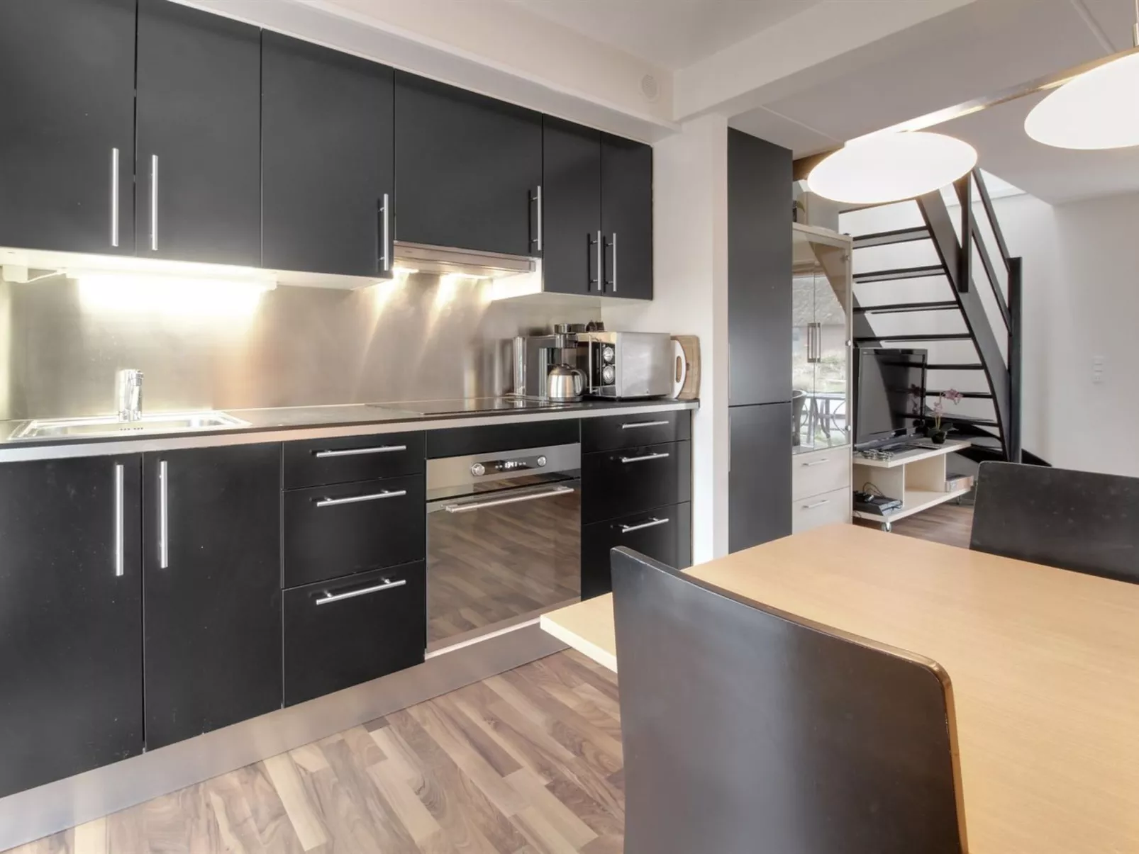 "Gaida" - 2.3km from the sea-Binnen