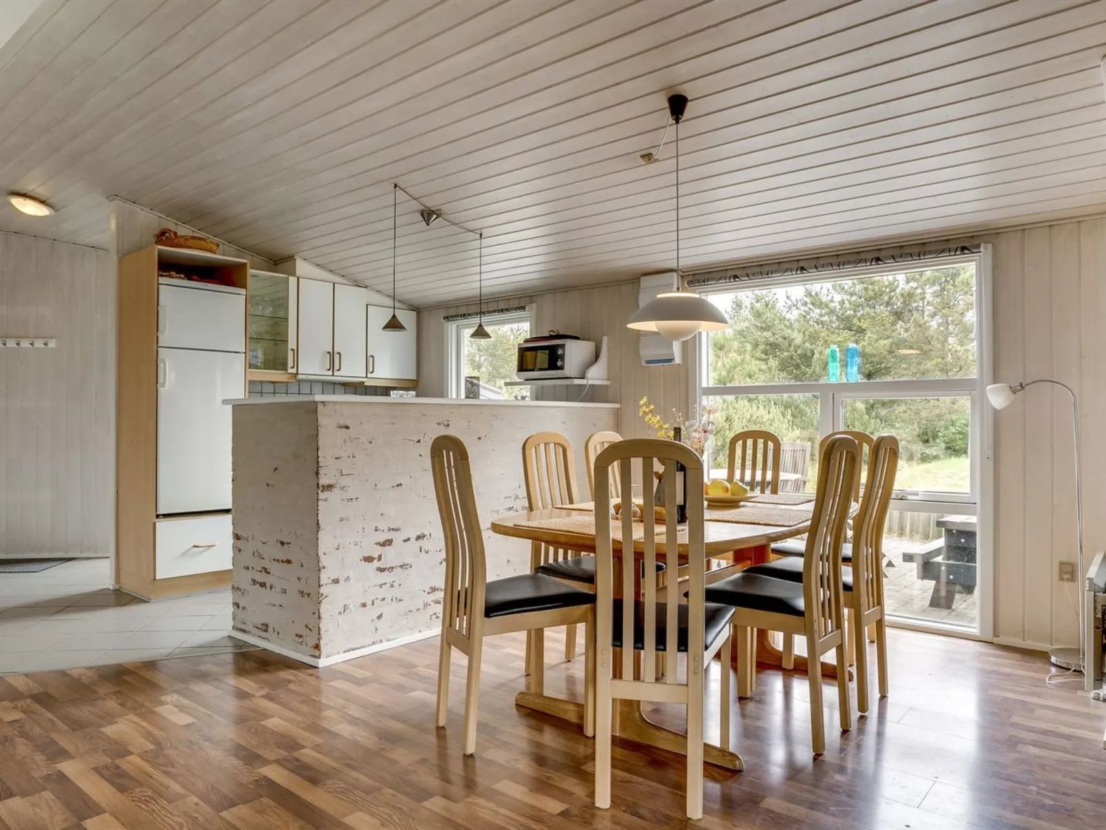 "Roald" - 2.2km from the sea-Binnen