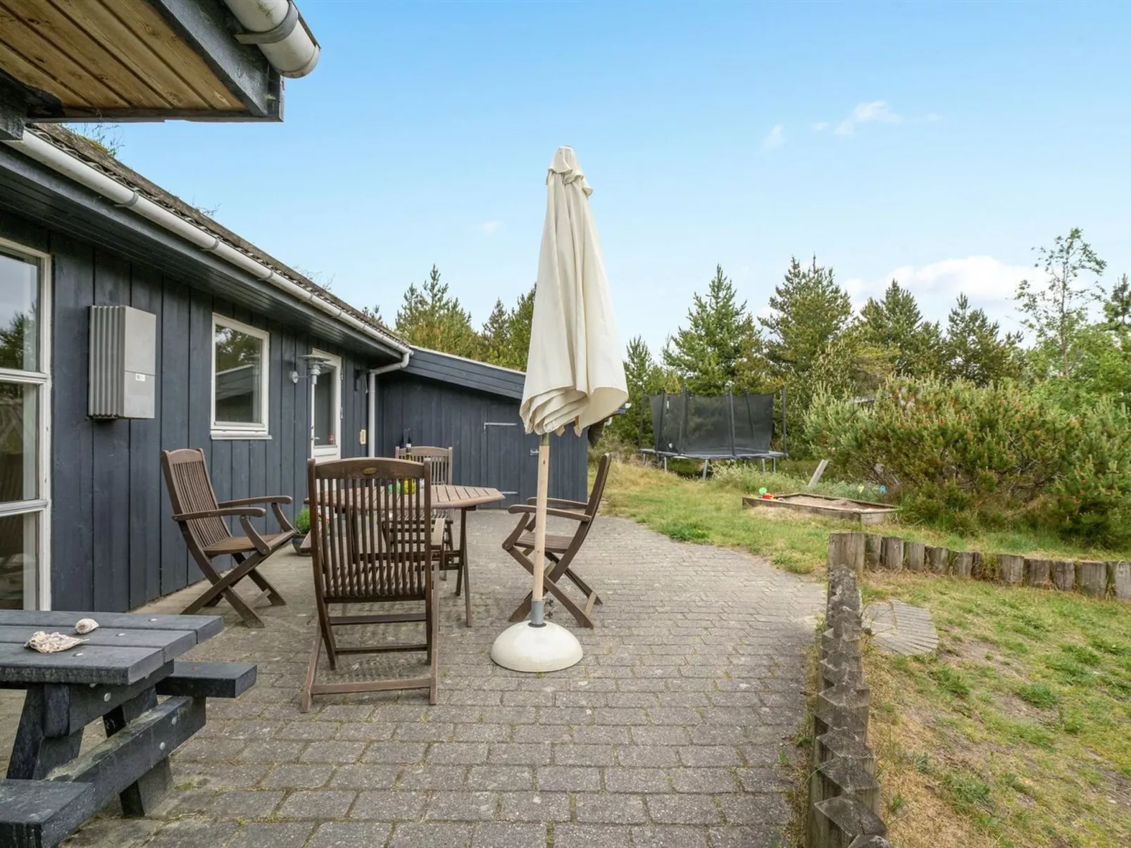 "Roald" - 2.2km from the sea-Buiten
