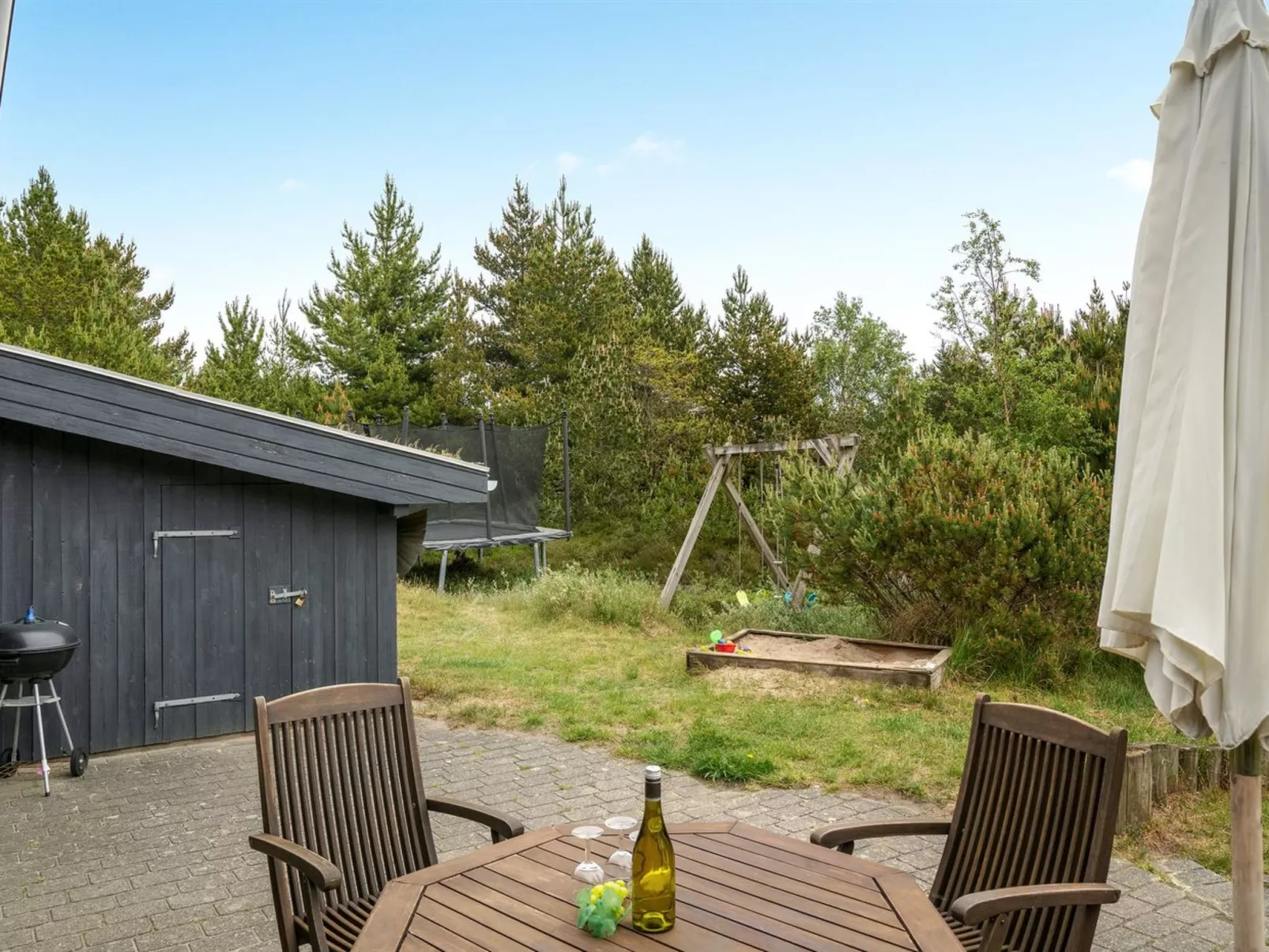 "Roald" - 2.2km from the sea-Buiten