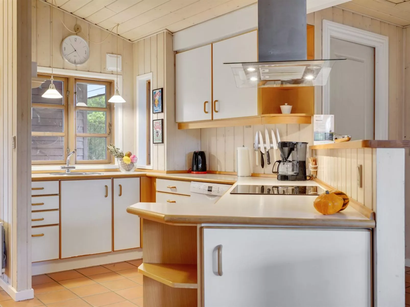 "Heralda" - 3.3km from the sea-Binnen