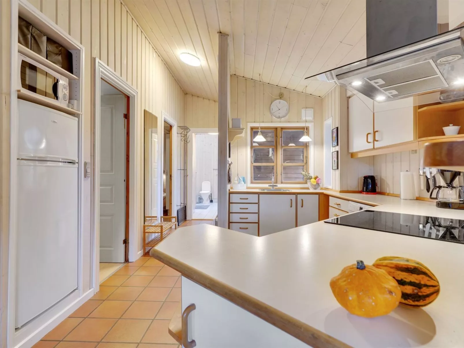 "Heralda" - 3.3km from the sea-Binnen