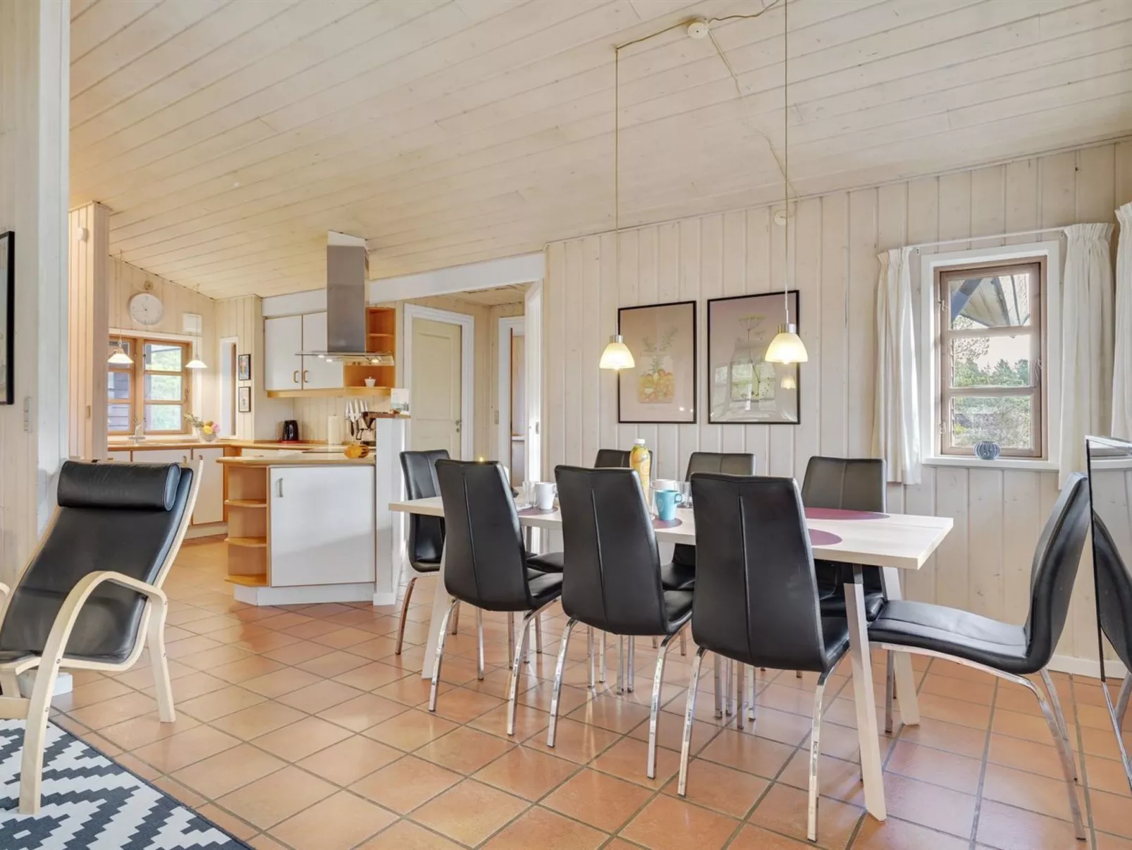 "Heralda" - 3.3km from the sea-Binnen