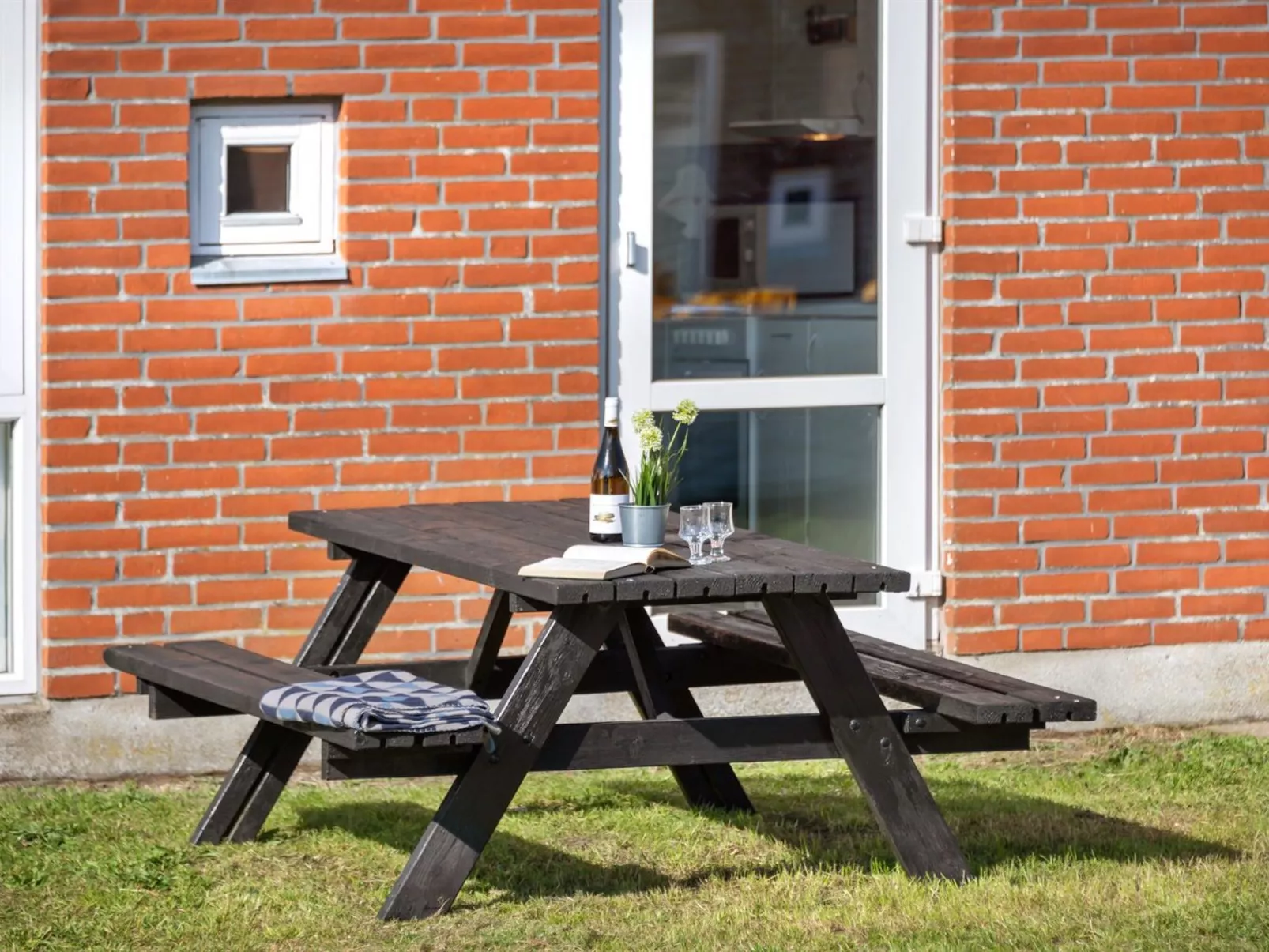 "Odger" - 2.3km from the sea-Binnen