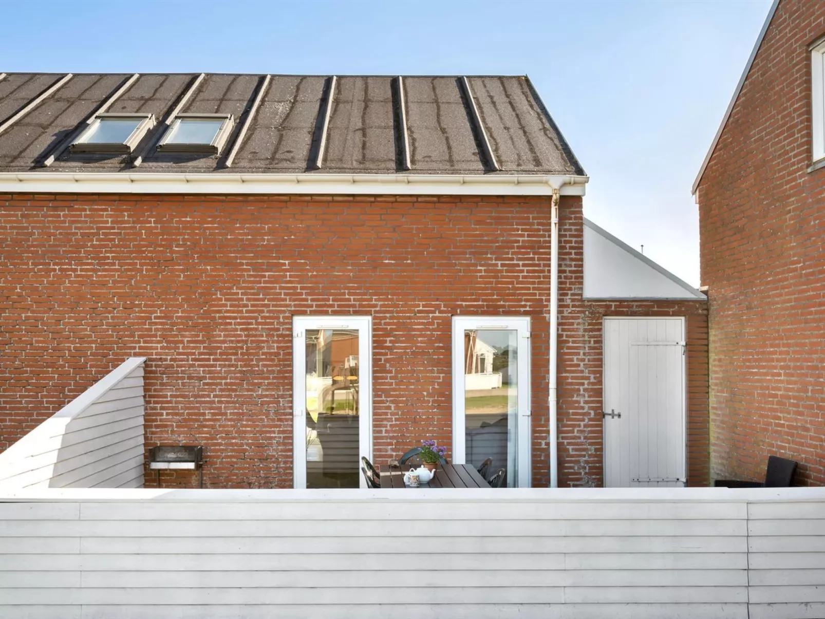"Odger" - 2.3km from the sea-Binnen