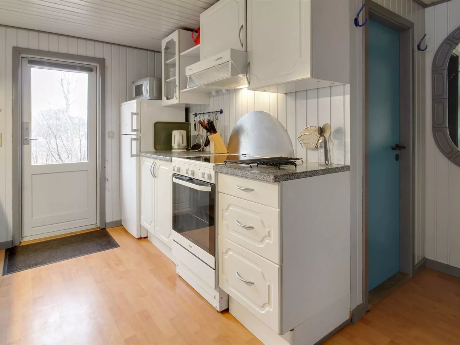 "Kabbi" - 2.6km from the sea-Binnen