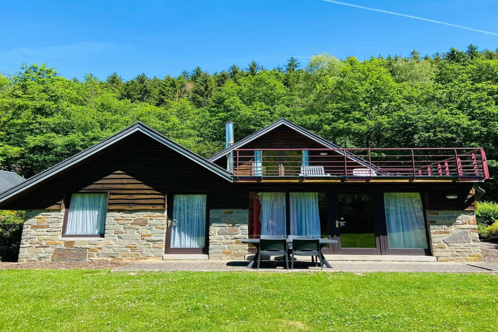 Cottage Excellence-Buitenkant zomer