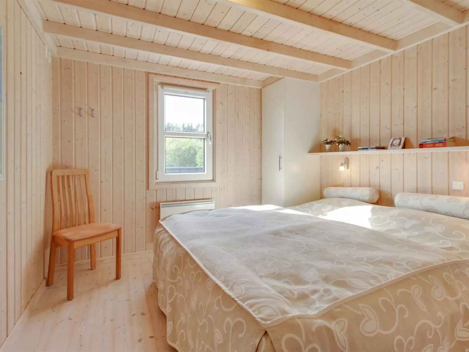 "Terho" - 1km from the sea-Binnen