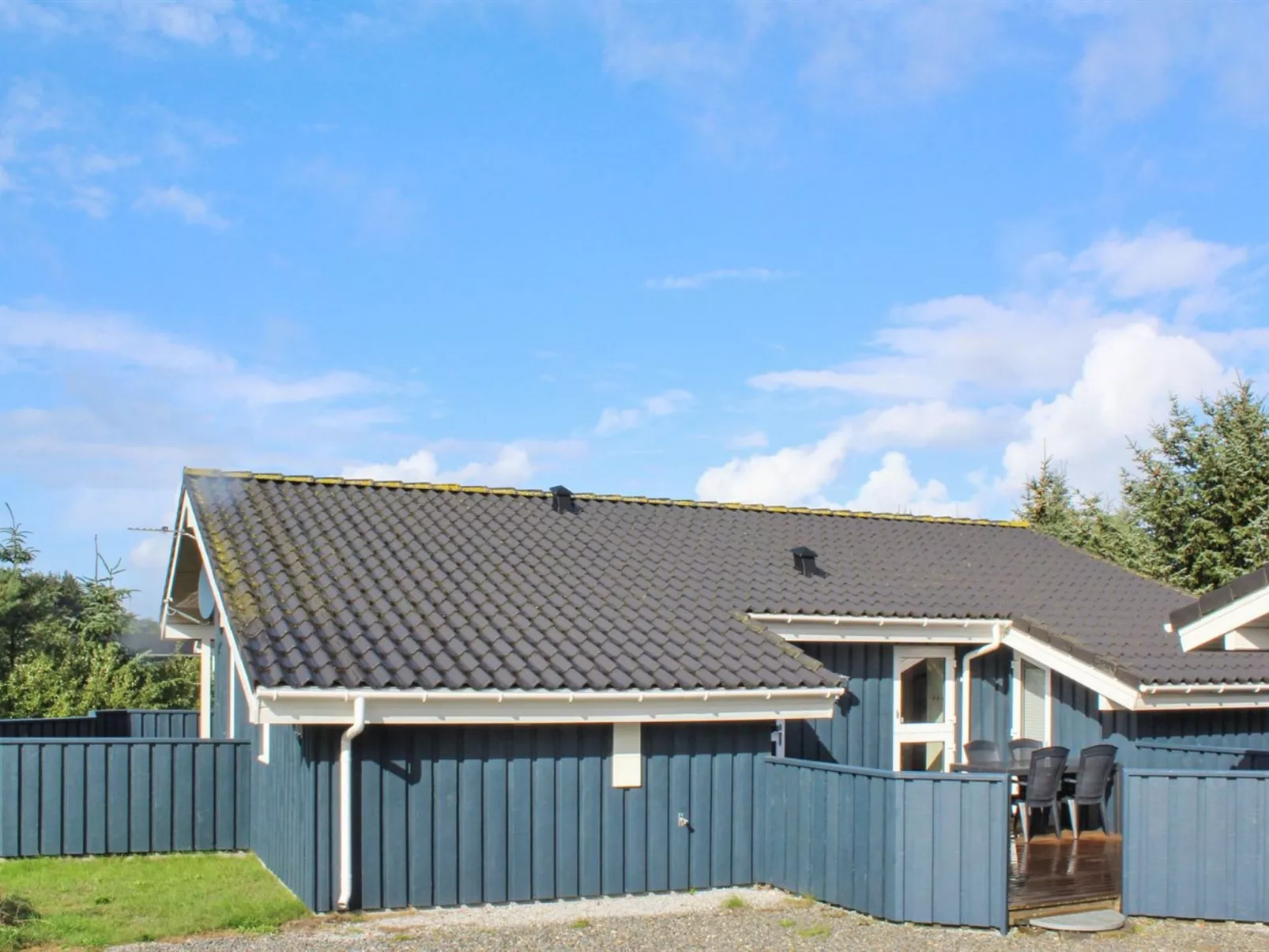 "Terho" - 1km from the sea-Buiten