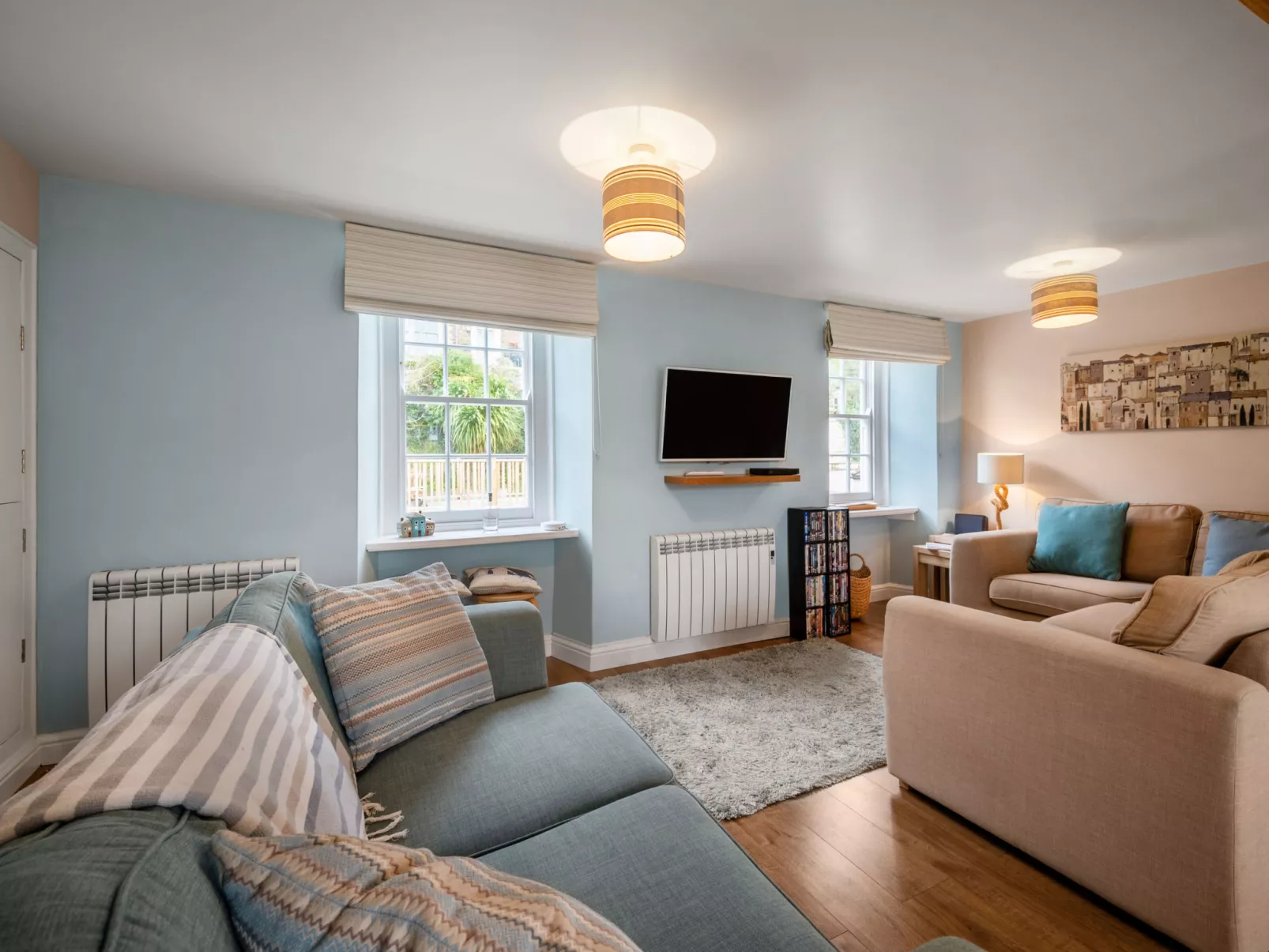 Cherry Orchard House-Binnen