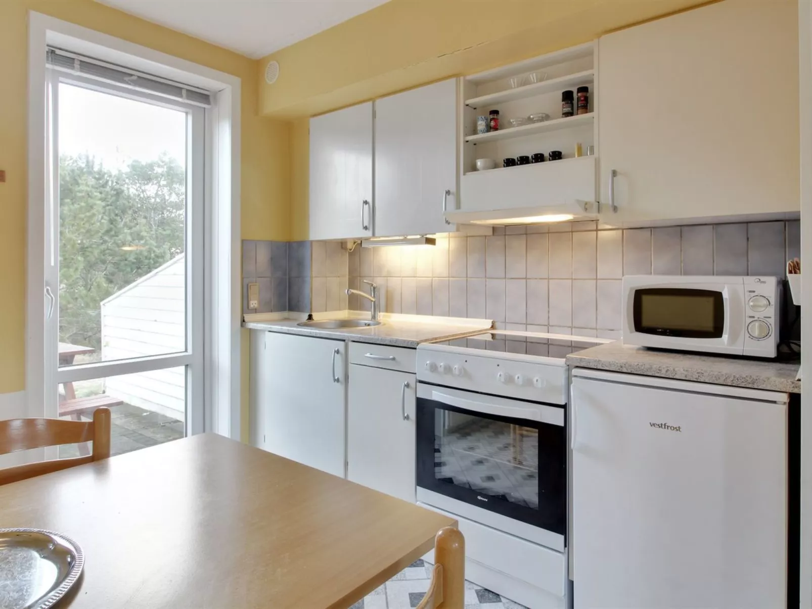 "Aya" - 2.3km from the sea-Binnen