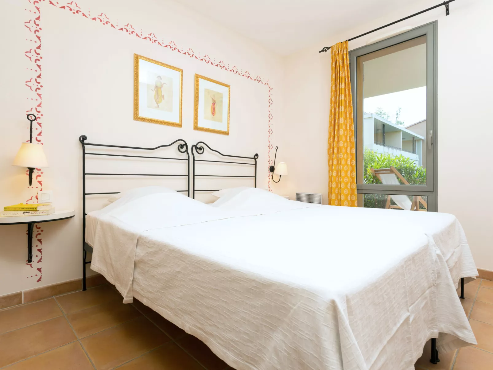 Provence Country Club-Binnen