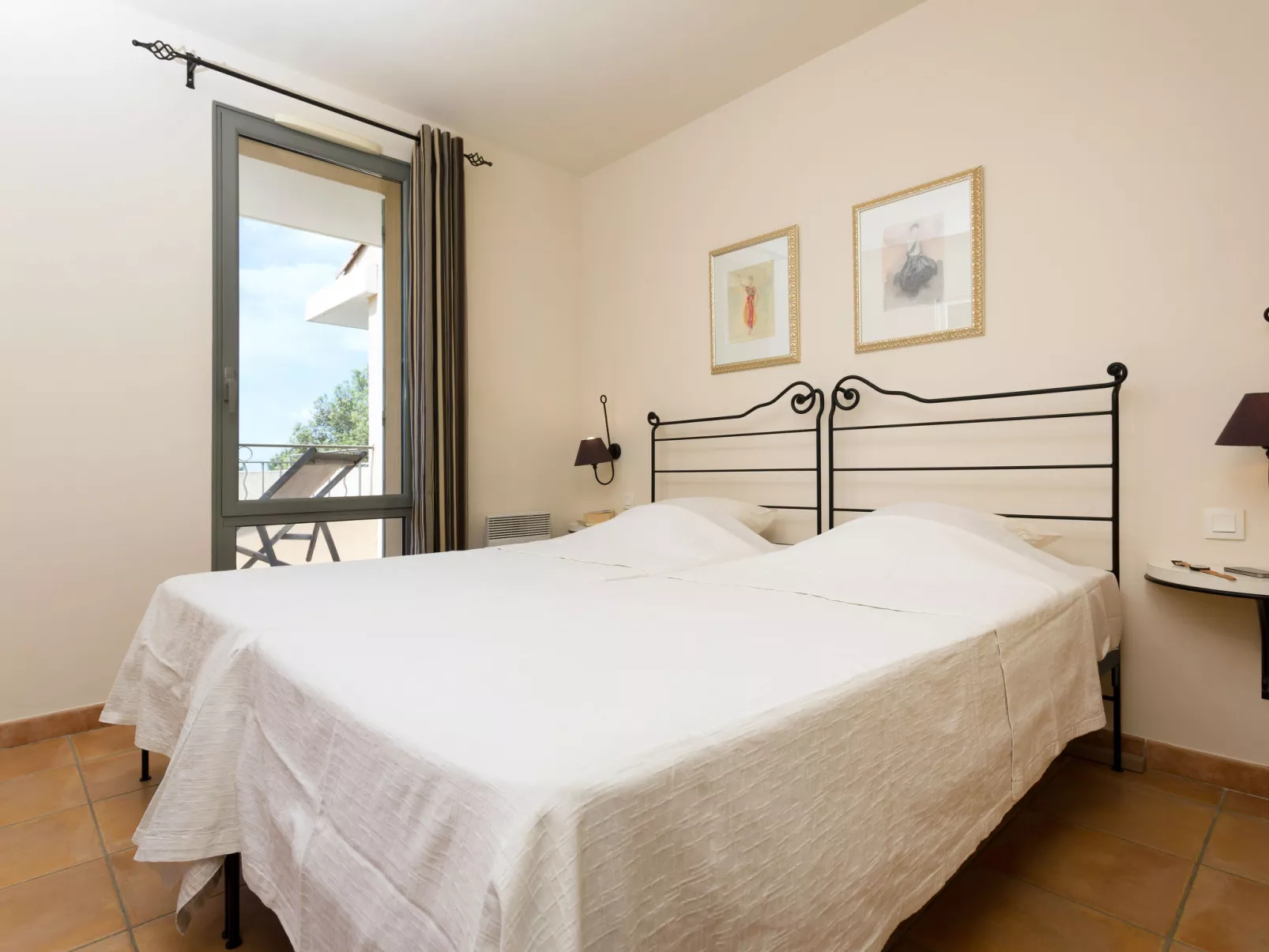 Provence Country Club-Binnen