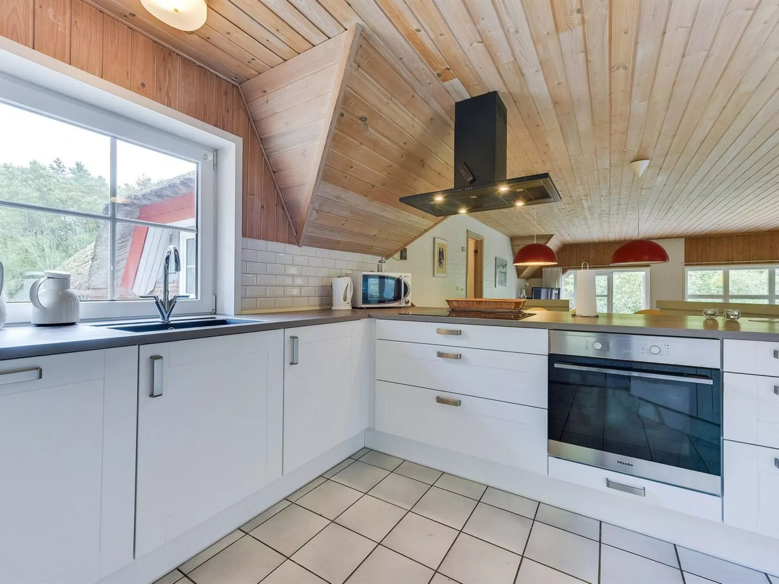 "Albin" - 2.8km from the sea-Binnen