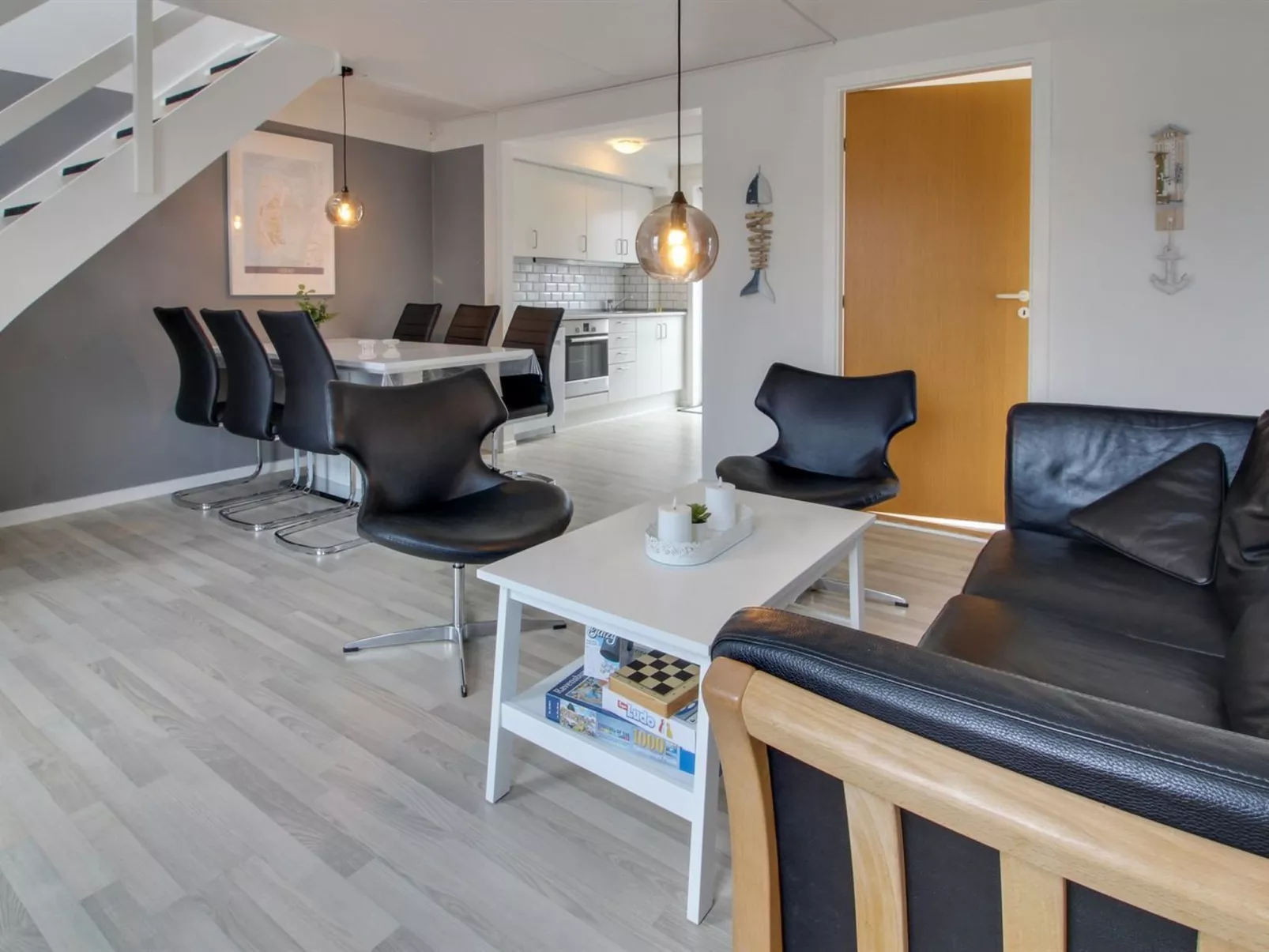 "Raine" - 2.3km from the sea-Binnen