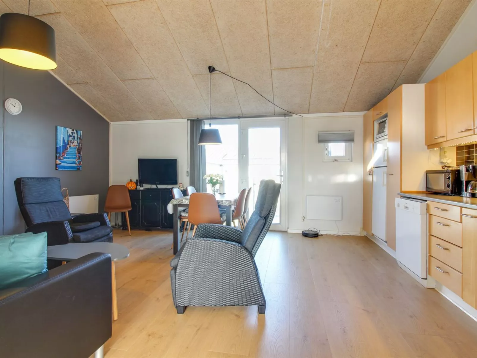"Alex" - 150m from the sea-Binnen