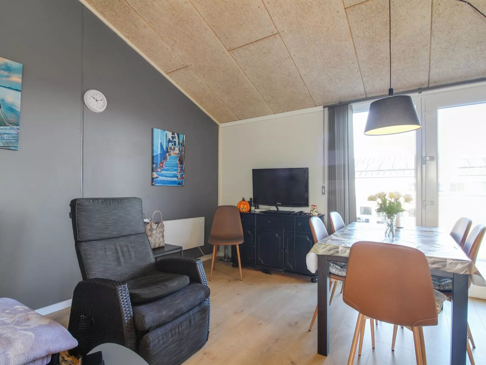 "Alex" - 150m from the sea-Binnen