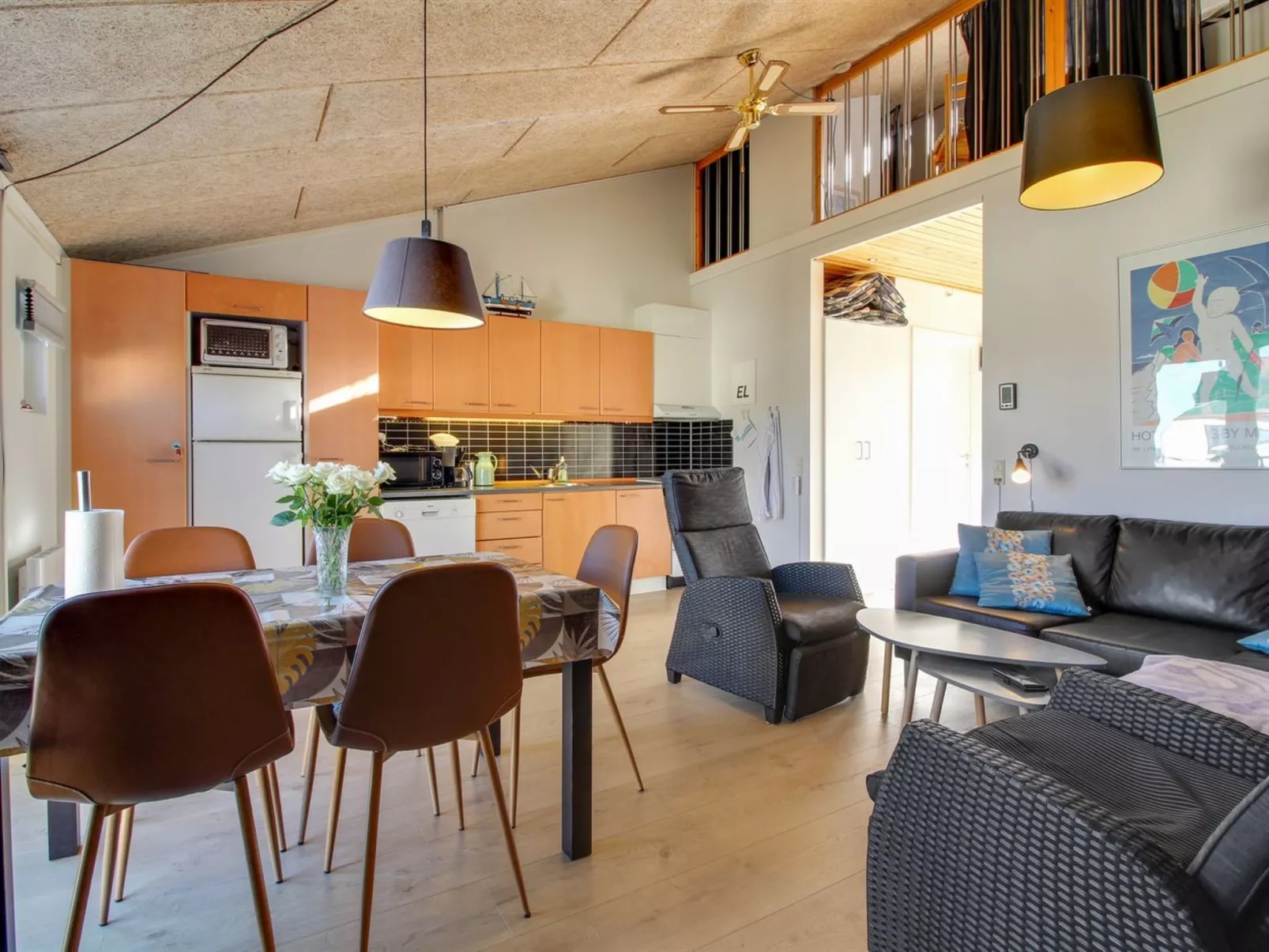 "Alex" - 150m from the sea-Binnen