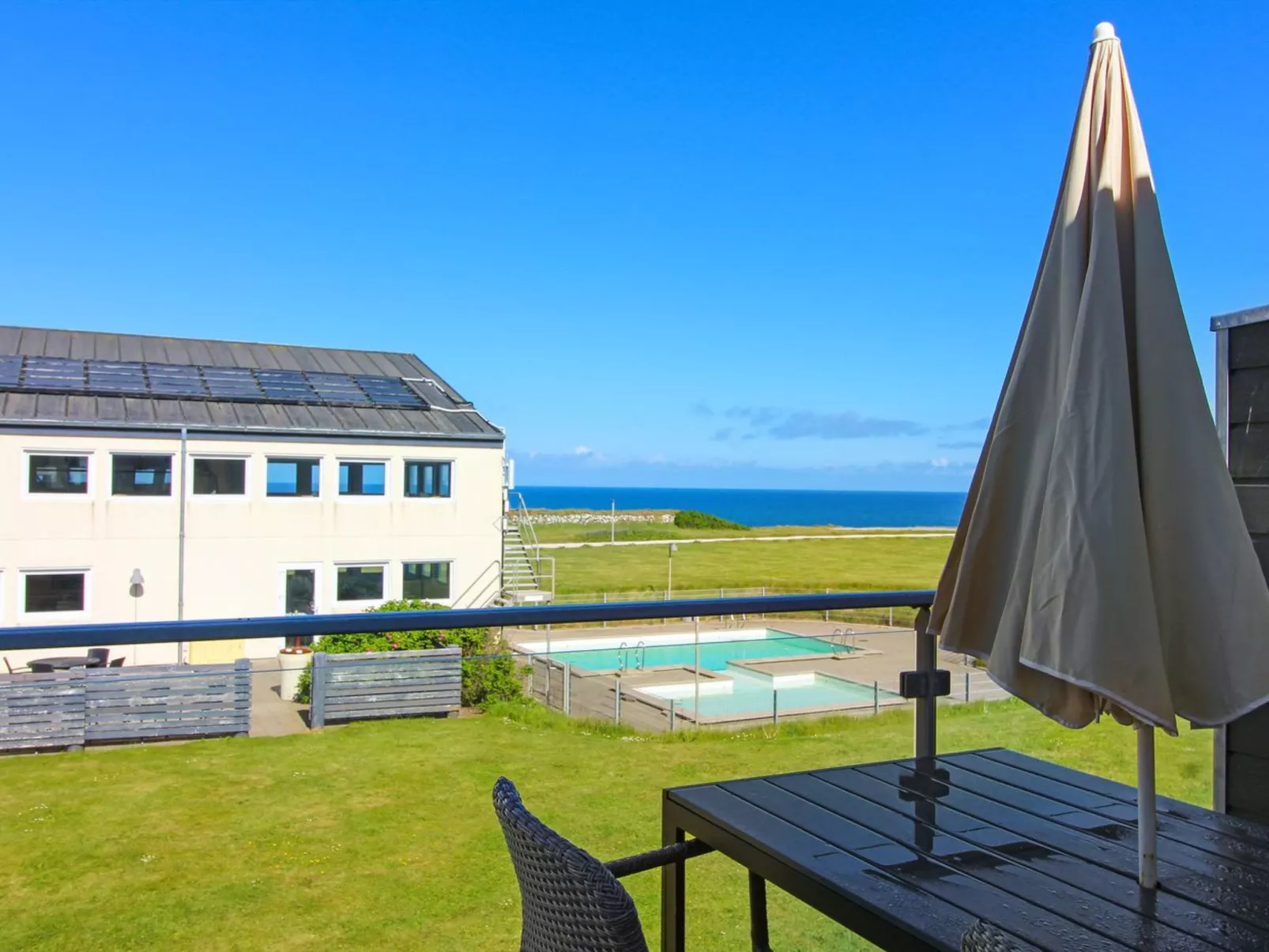 "Alex" - 150m from the sea-Binnen