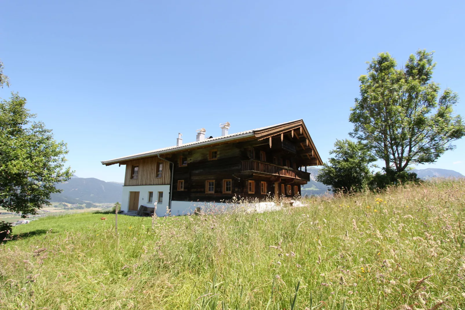 Kaiserblick Berghof-Buitenkant zomer