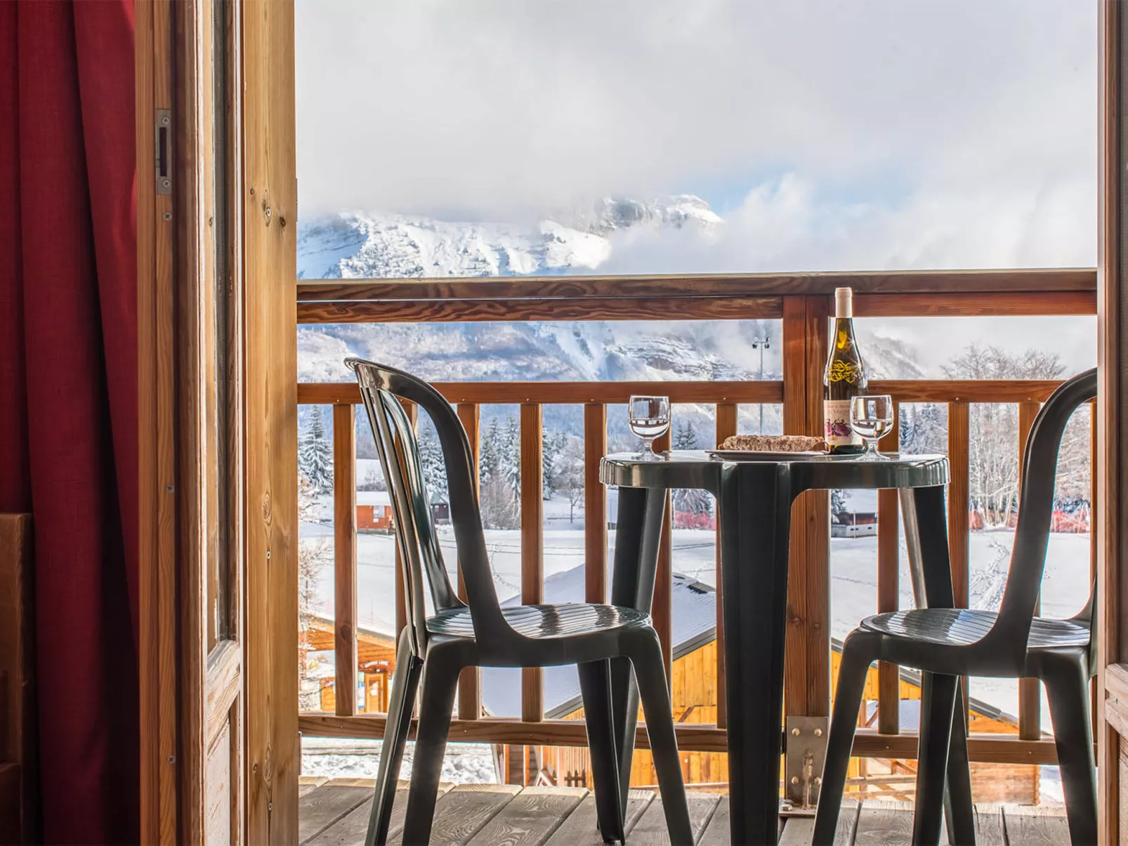 Les Chalets du Berger-Buiten