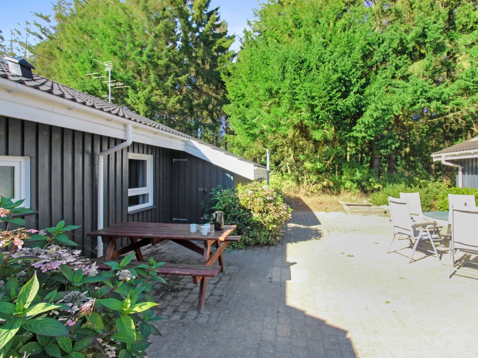 "Aniki" - 1.4km from the sea-Buiten