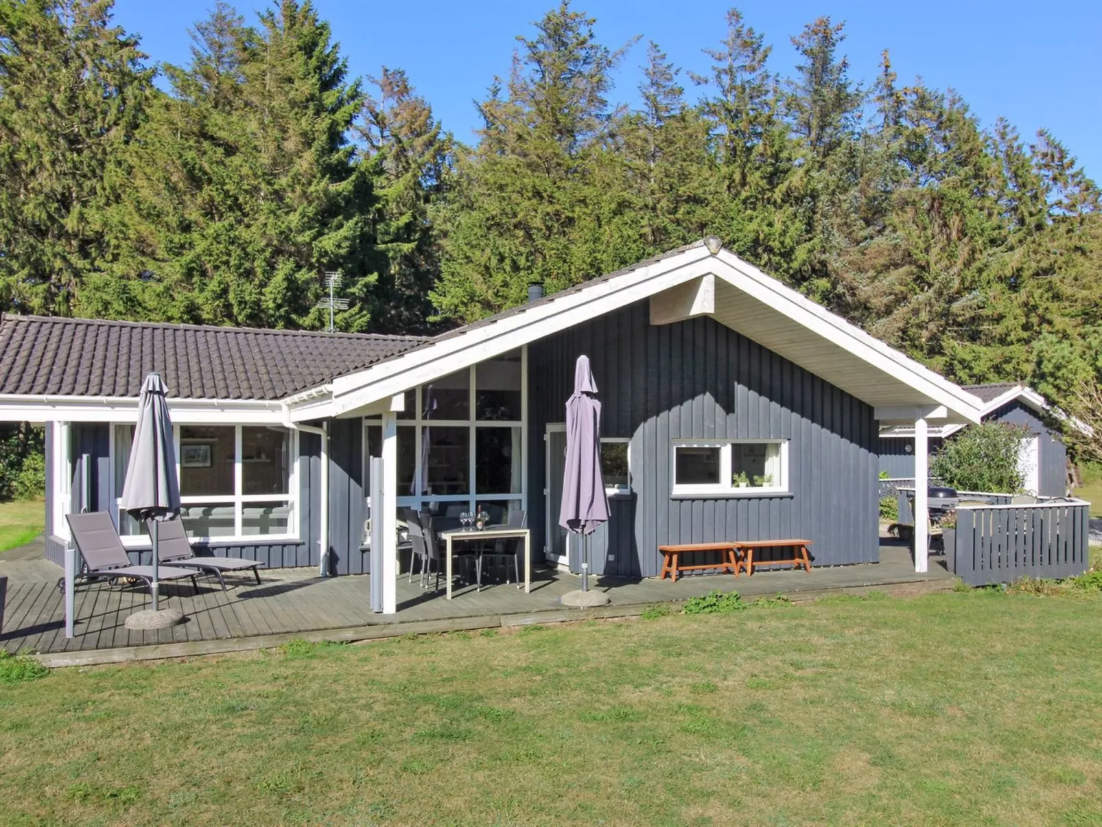 "Aniki" - 1.4km from the sea-Buiten