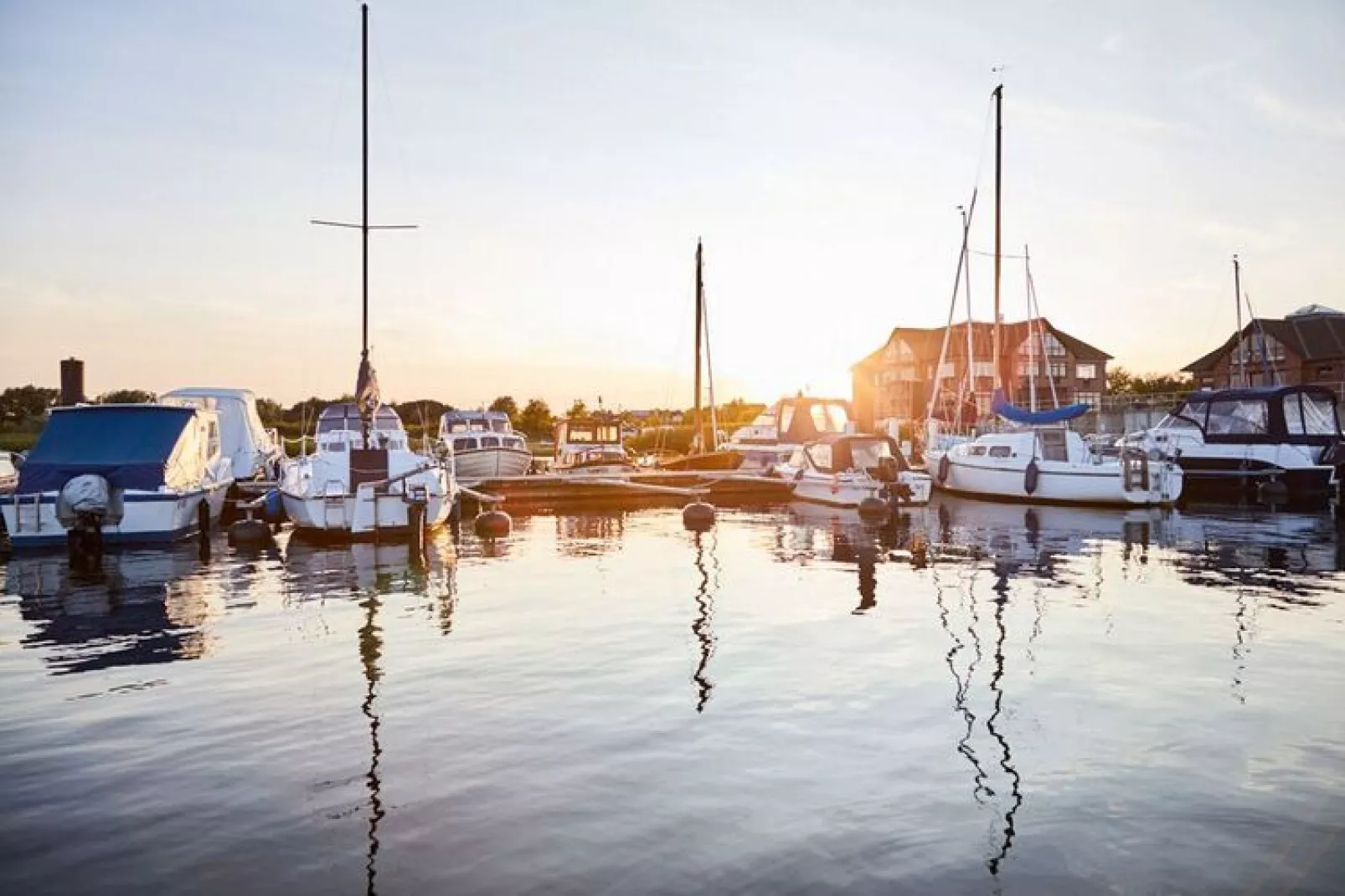 Bades Huk Hohenkirchen-2 Schlafzimmer-Gebieden zomer 1km