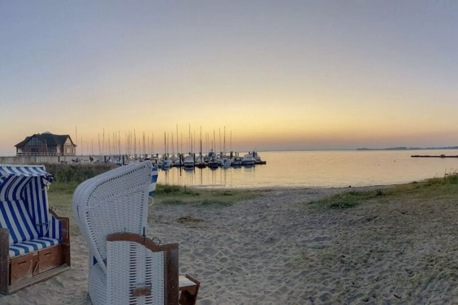 Bades Huk Hohenkirchen-2 Schlafzimmer-Gebieden zomer 1km