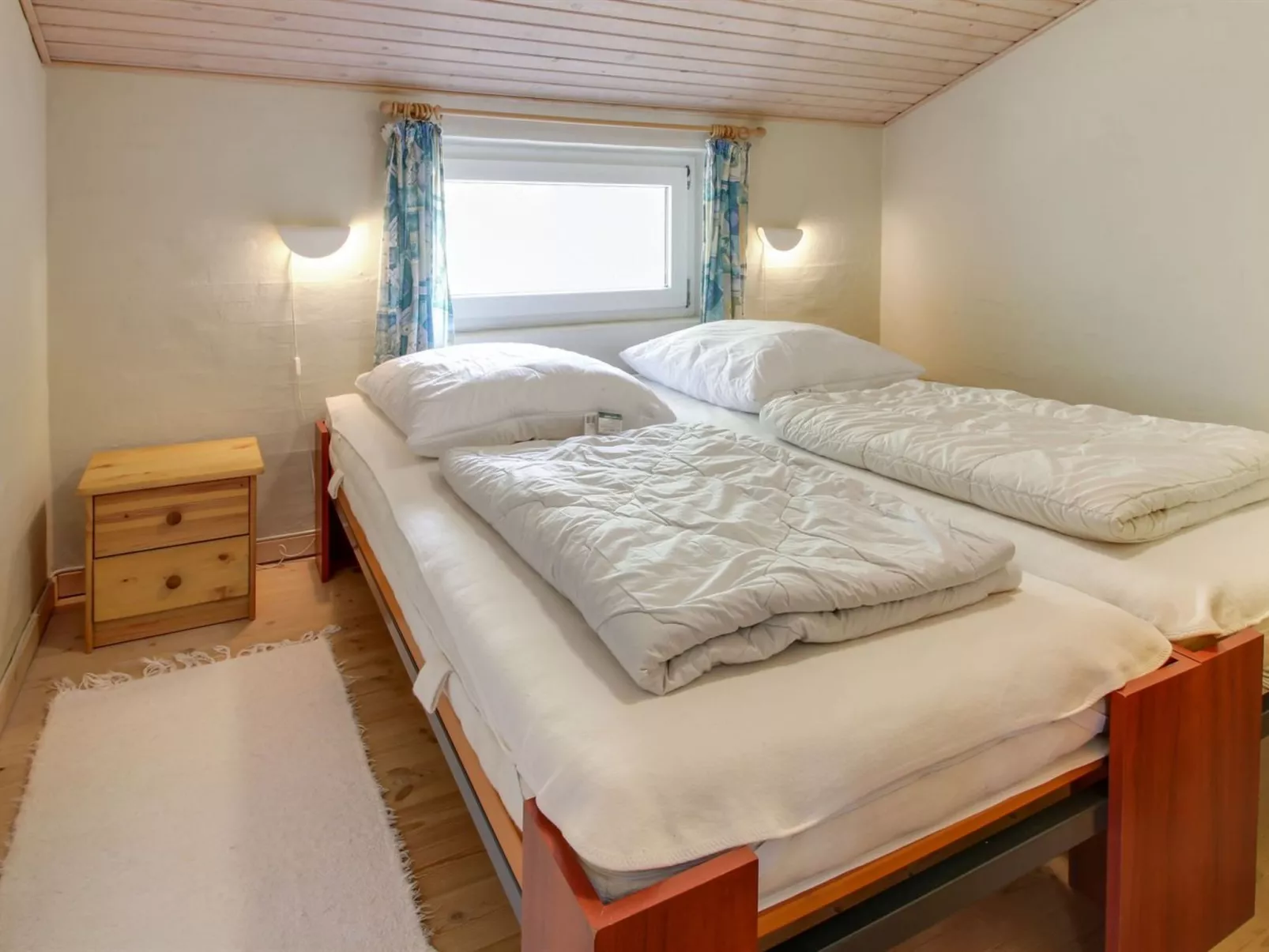 "Elsy" - 2.6km from the sea-Buiten