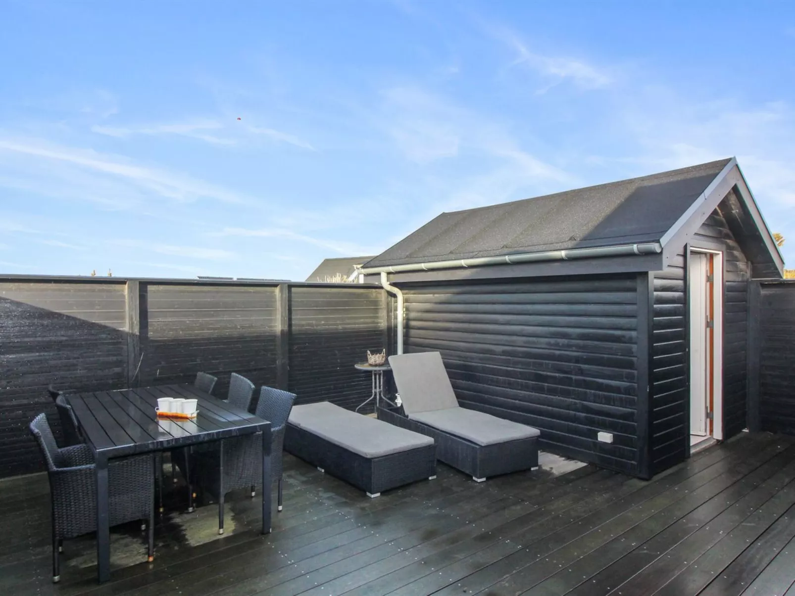 "Nehat" - 300m from the sea-Buiten