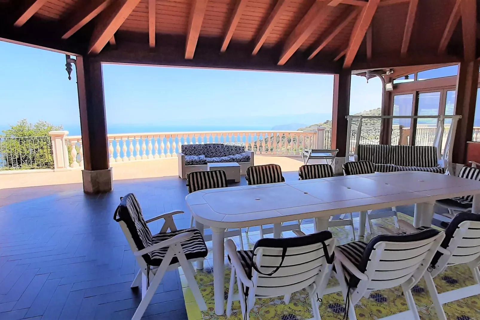 Villa Rosaria-Terrasbalkon
