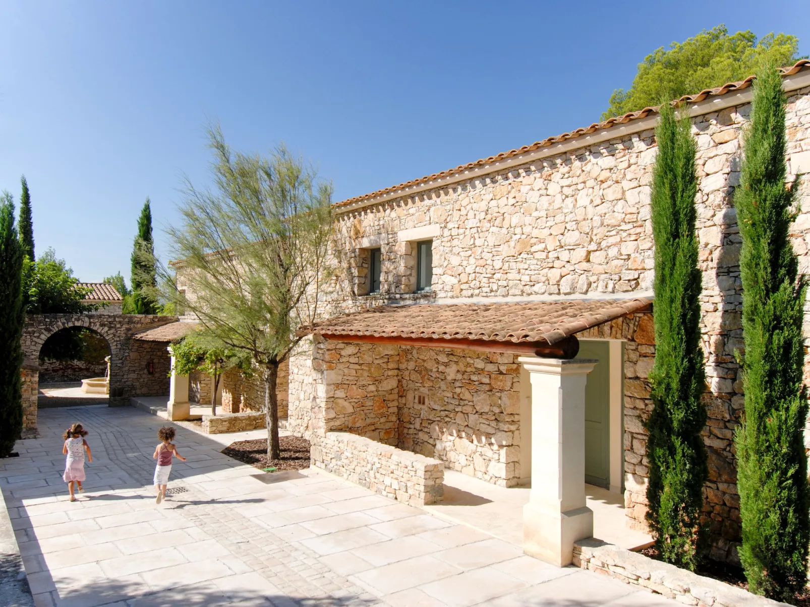 La Bastide des Chênes-Buiten