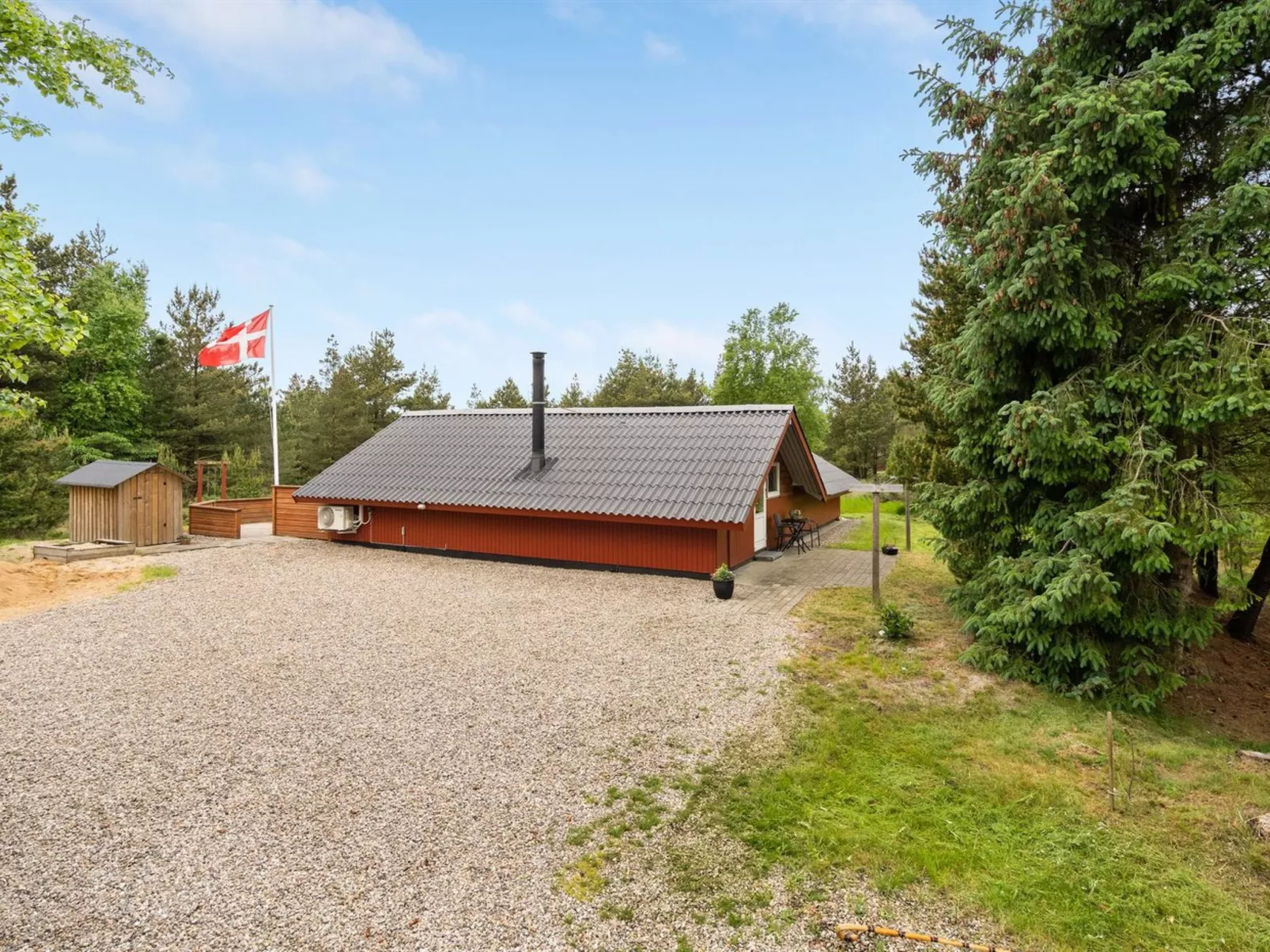 "Runulf" - 2.9km from the sea-Buiten