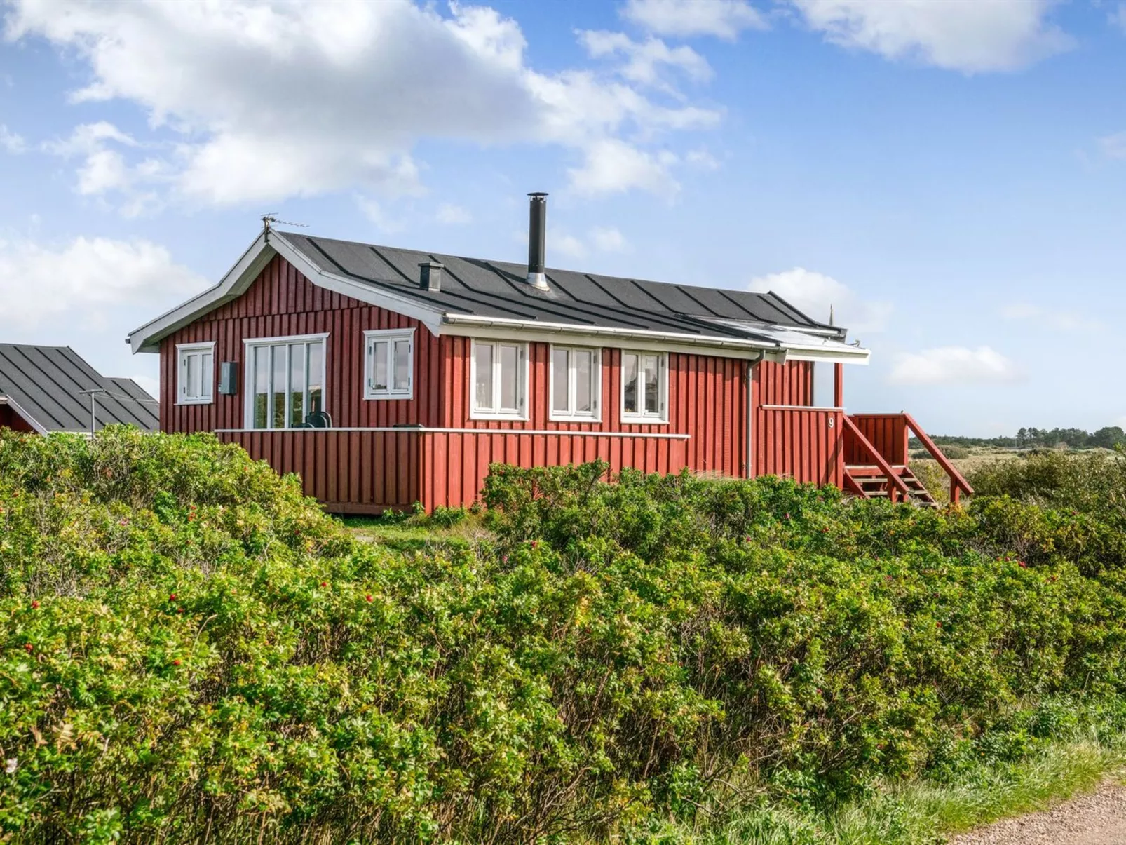 "Mortensen" - 350m from the sea-Buiten